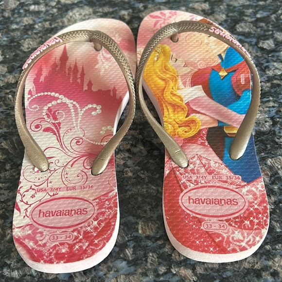 HAVAIANANAS DISNEY FLIP FLOPS SIZE 33/34 - Picture 4 of 5